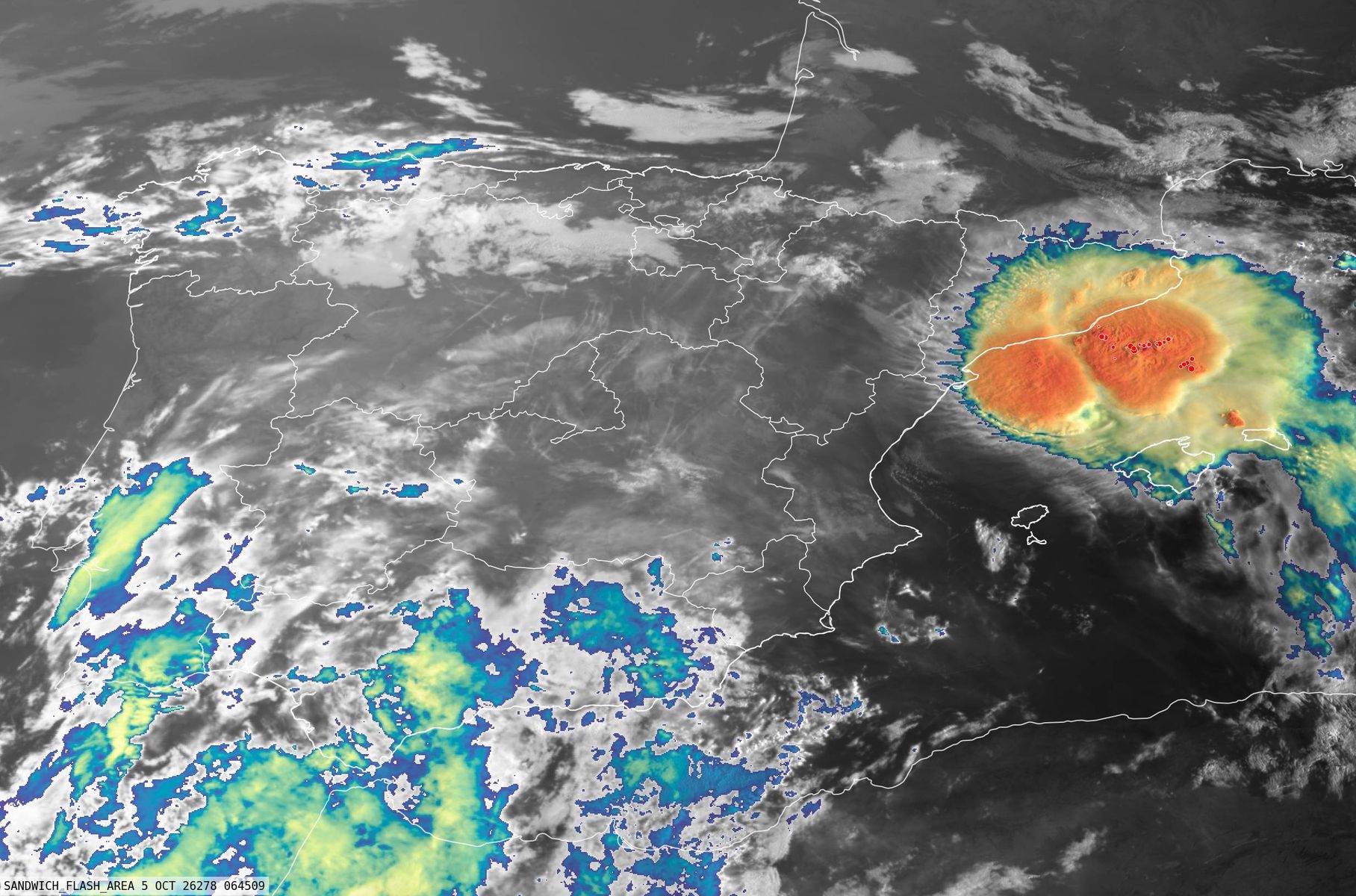 Imatge de satèl·lit amb detecció de llamps (5 d'octubre, matí): nuclis convectius molt actius sobre la Mediterrània, amb molta activitat elèctrica.