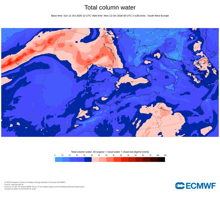 Aigua total de la columna atmosfèrica, d'avui a demà passat: colors càlids molt marcats a les illes Balears i l'interior català amb un contingut d'aigua notable que sobresurt clarament de la mitjana climàtica mensual.